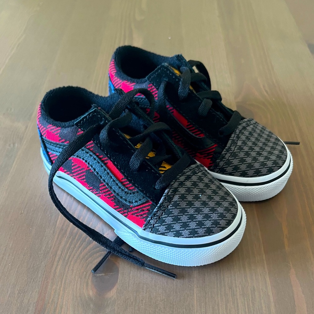 Toddler Vans Size 6